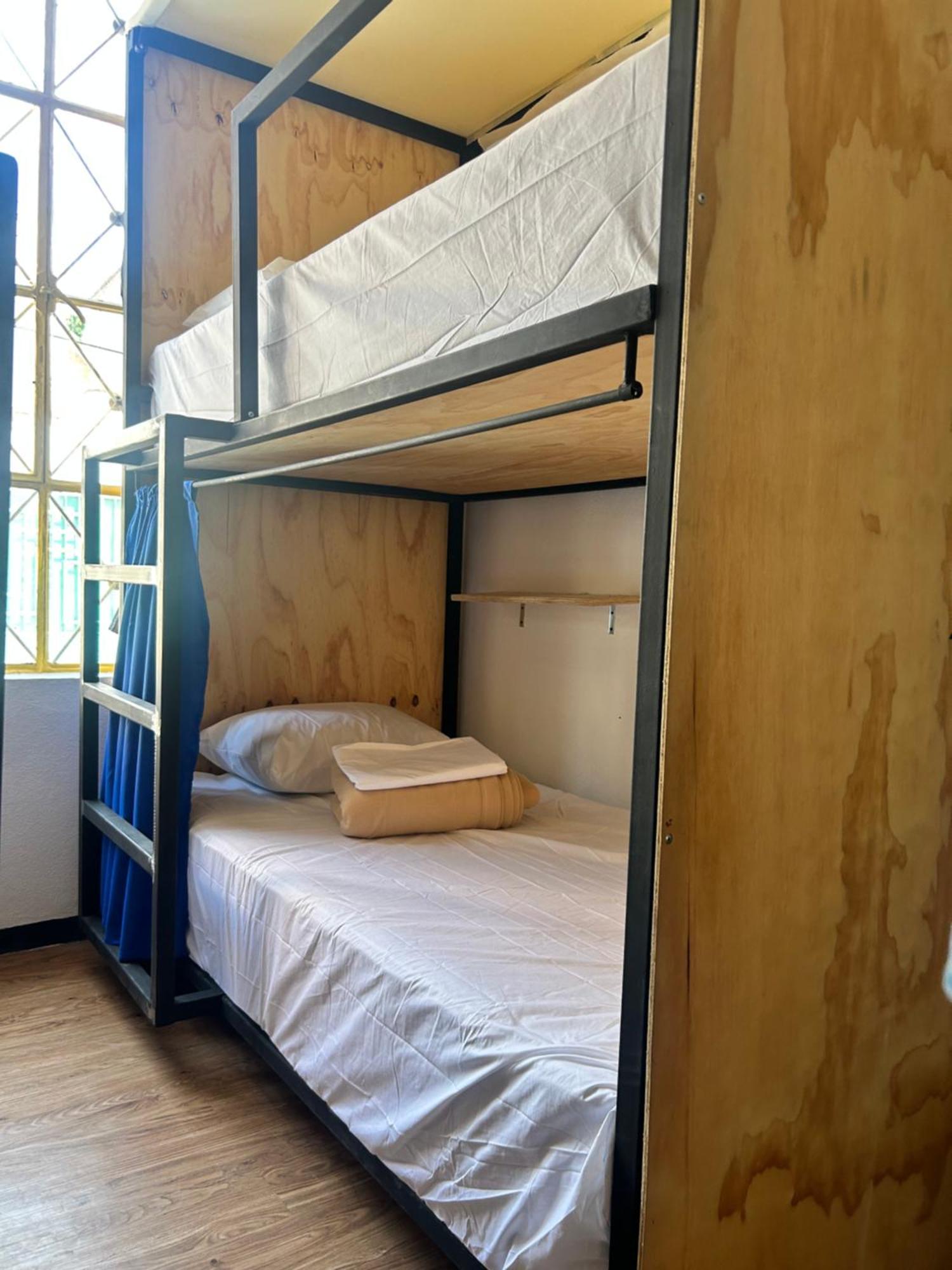 Casa Columpio Hostel Mexico City Exterior photo